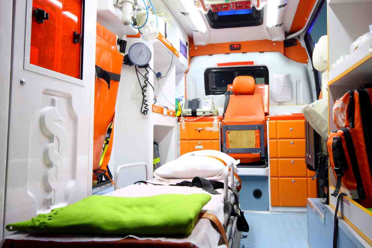 interno di un ambulanza