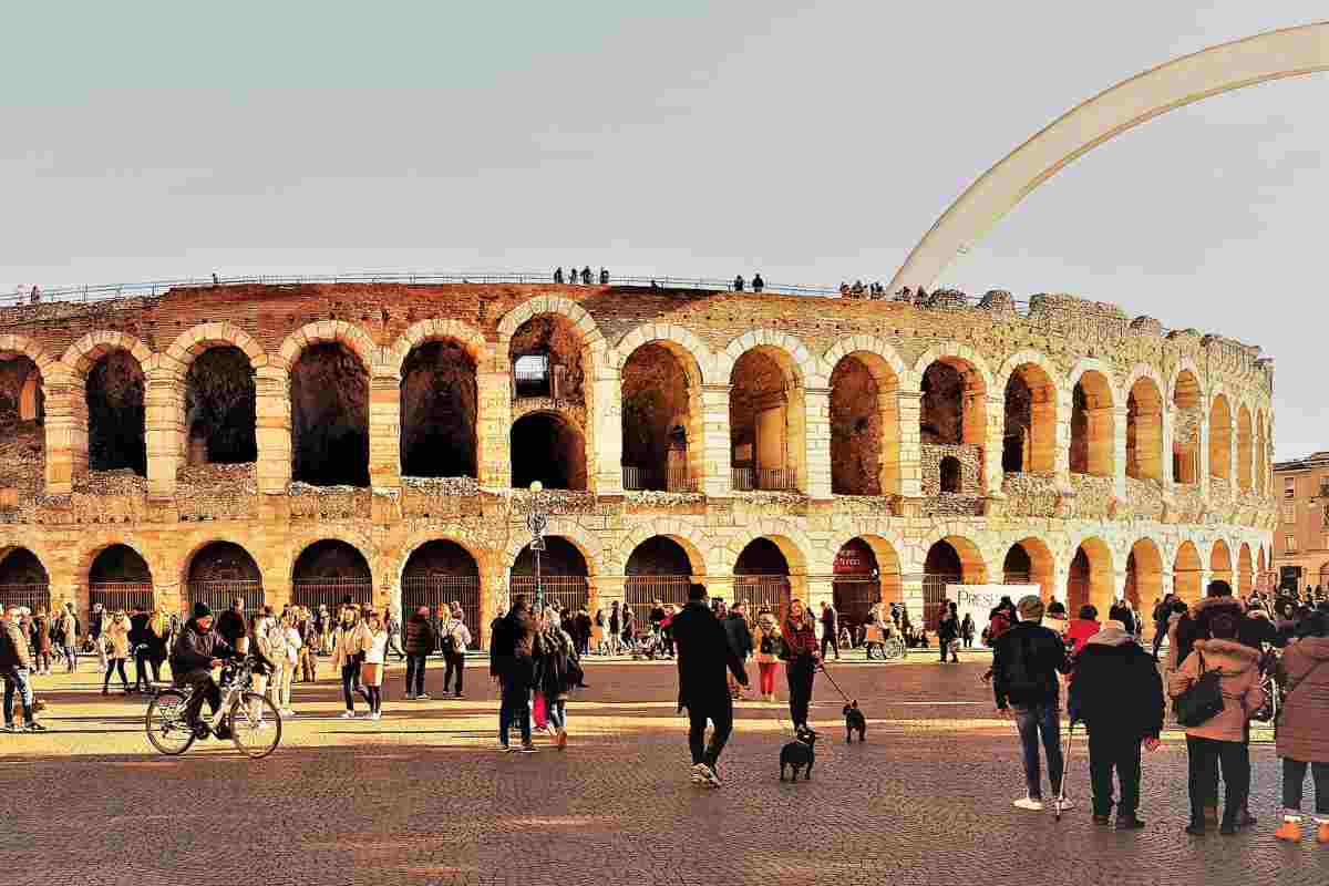 Colosseo e turisti